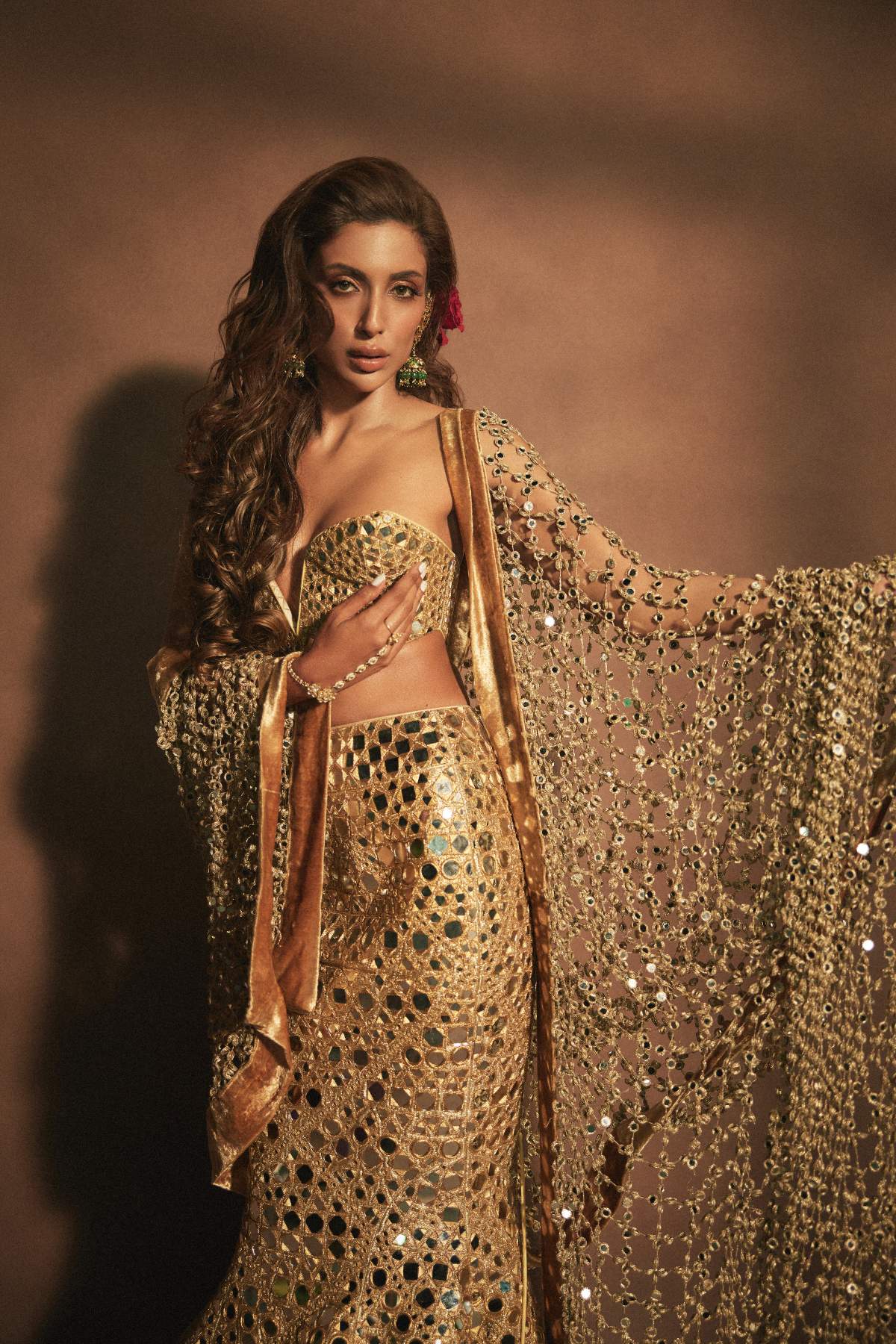Arissa in Tarakshi Lehenga Set