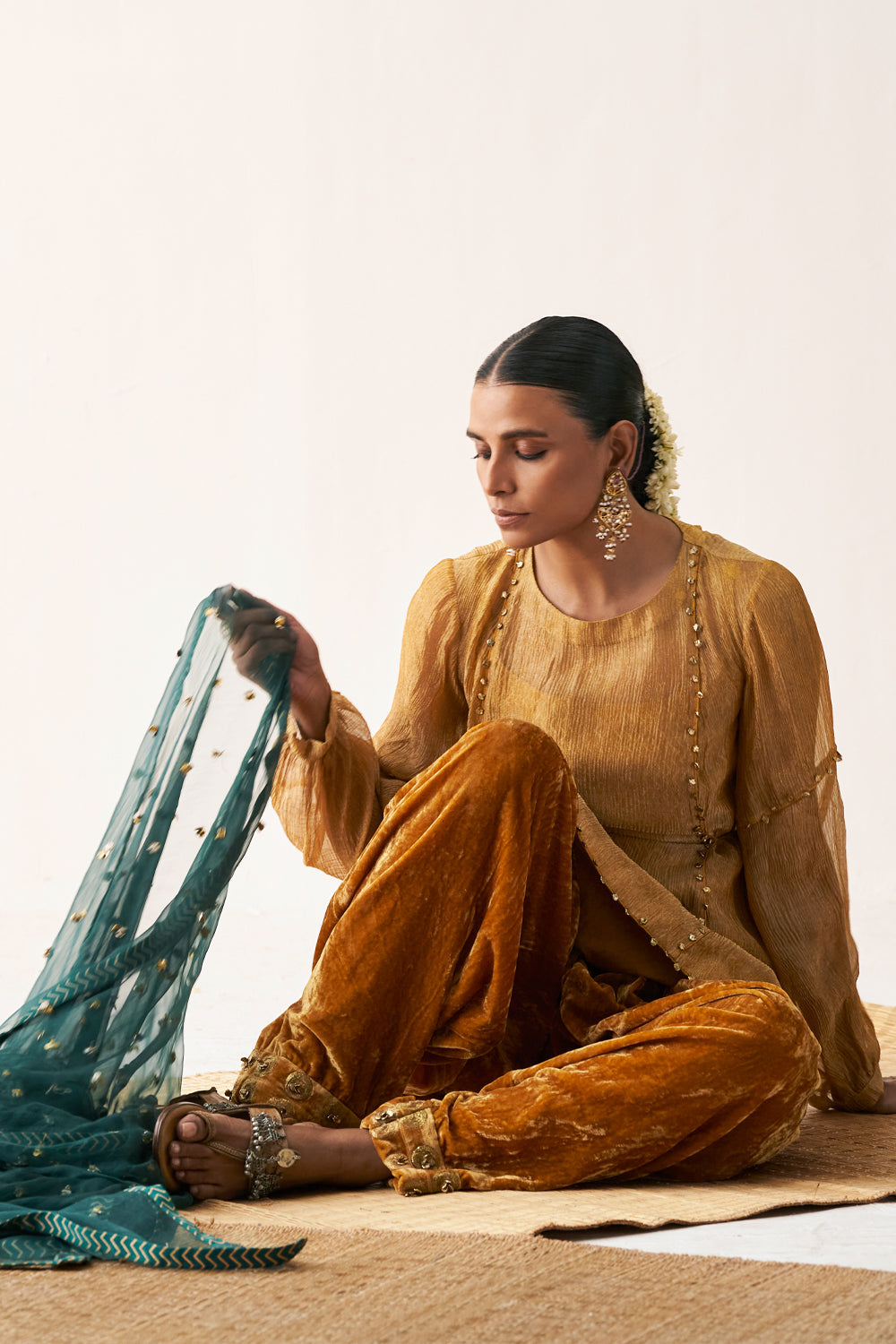 Gul-e-makhmal