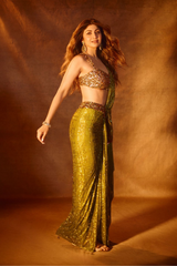 Shilpa Shetty Kundra in Tiaa Saree Set