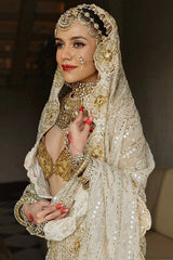Komal pandey in Shahi Saaz Lehenga Set