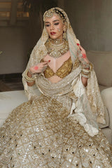 Komal pandey in Shahi Saaz Lehenga Set