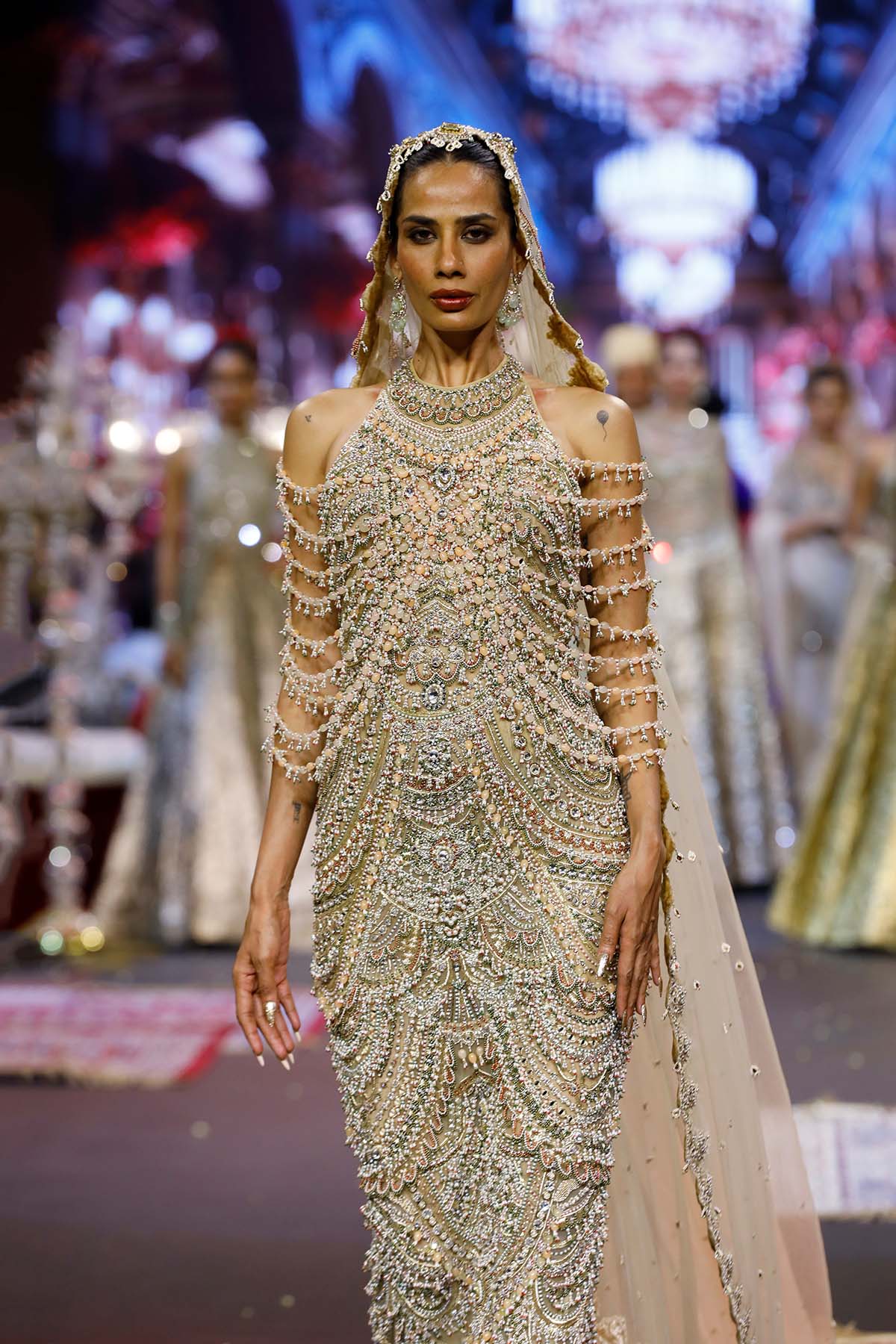 Sheeshmahal Jadau Gown
