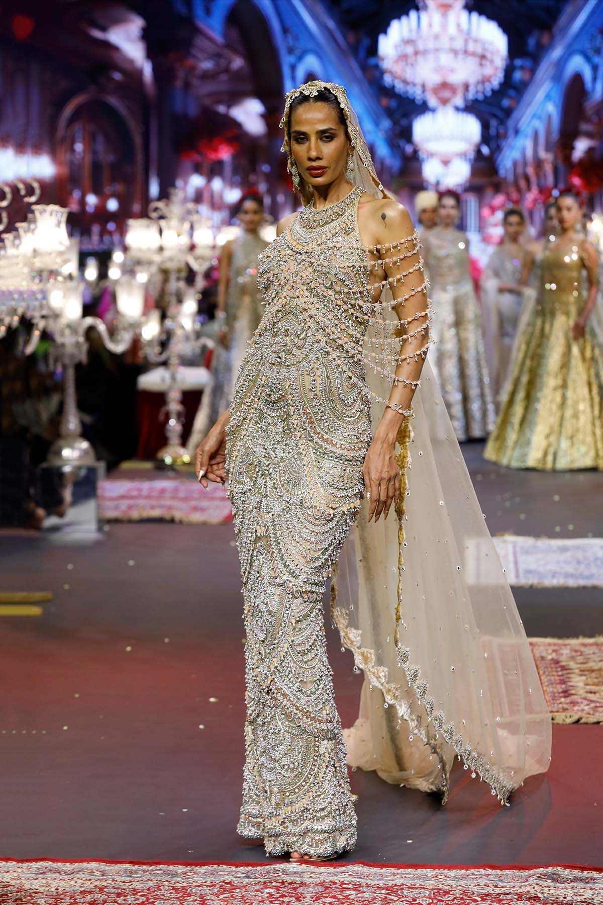 Sheeshmahal Jadau Gown