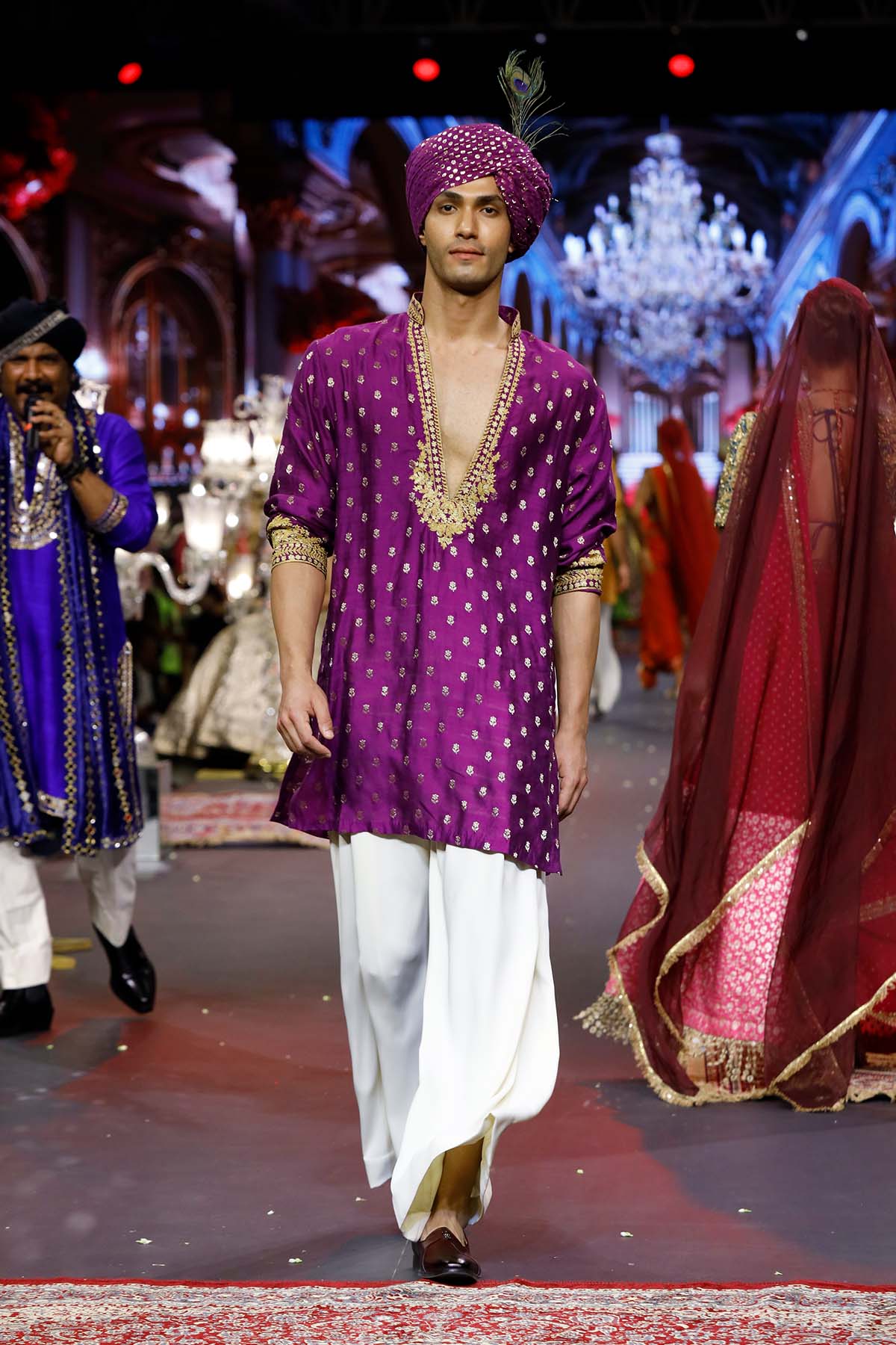 Rehzaar Amethyst Kurta Set