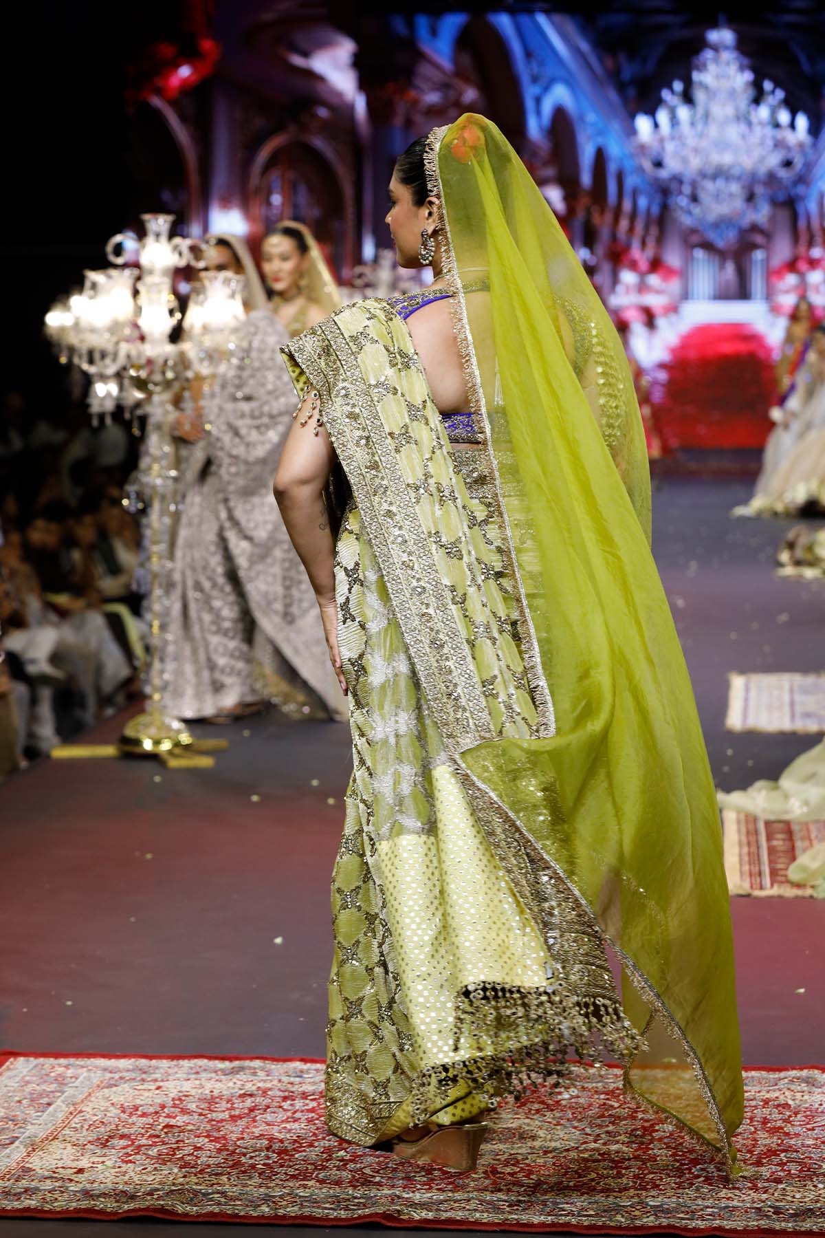 Neelkanthi Noor Bandhani Saree Set