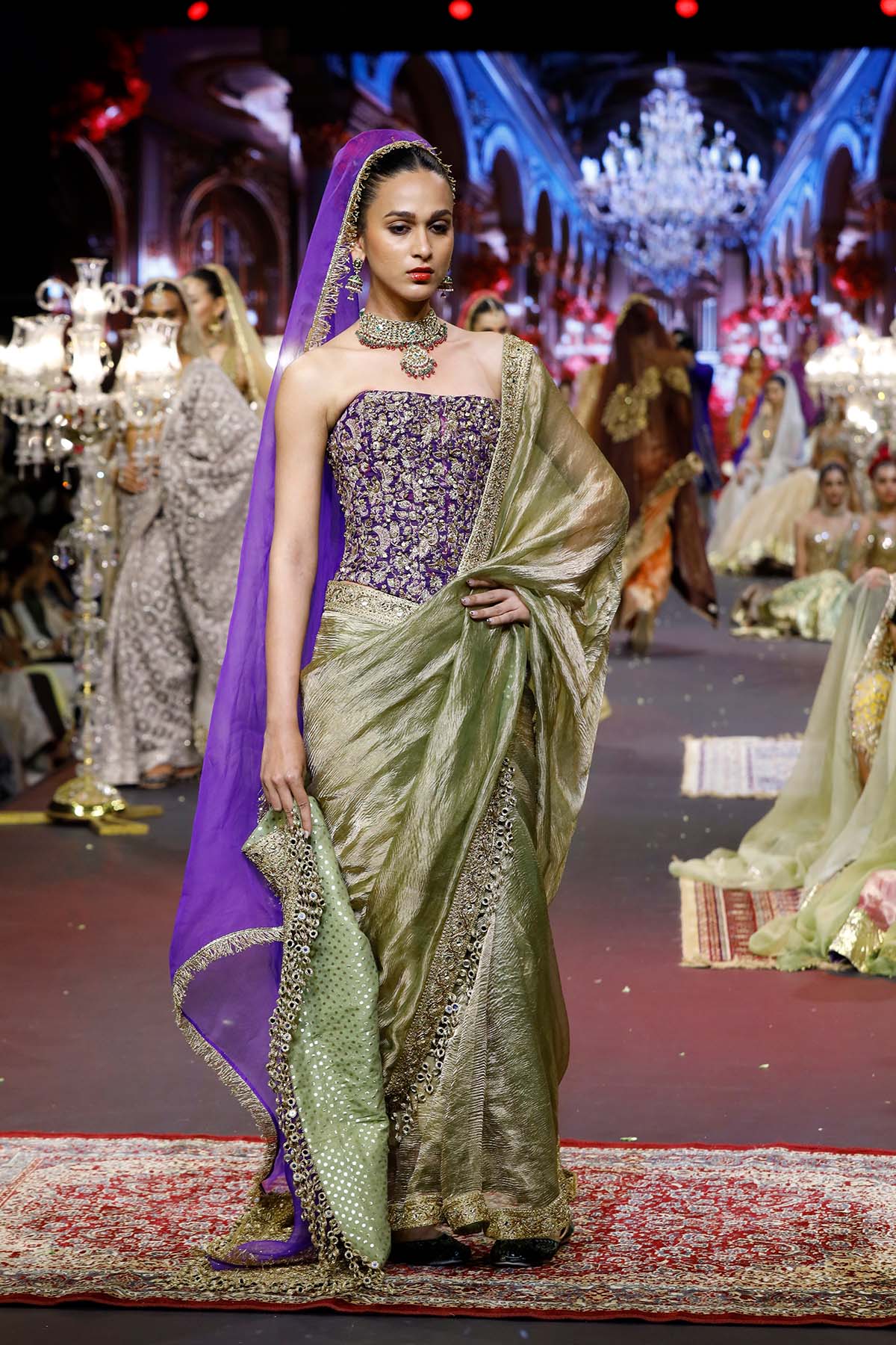 Neelrang Saree Set