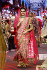 Gulrukh Ombr? Saree Set