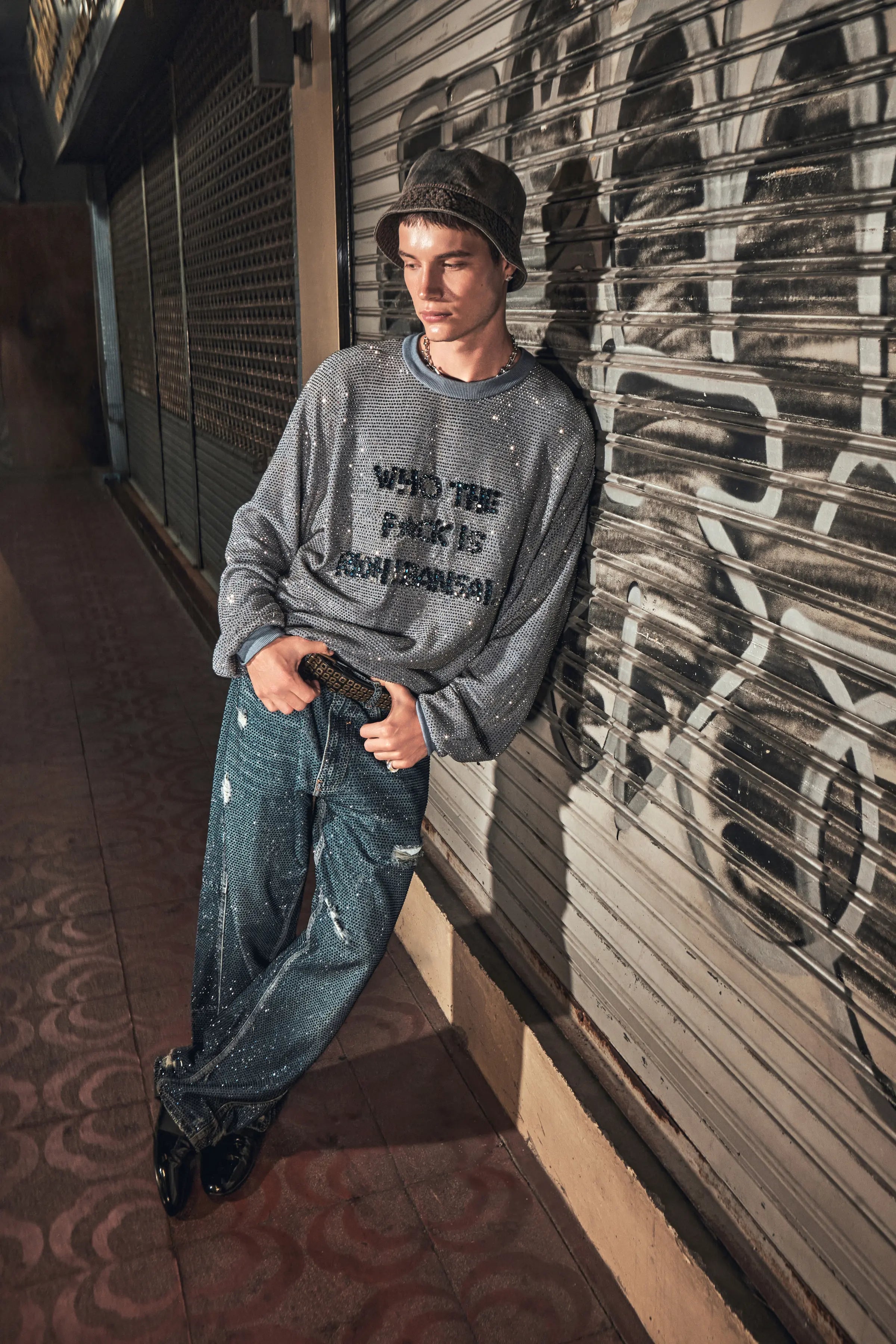 Noir Sweatshirt Set