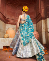 Aasmani Lampi Lehenga