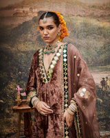 Makhmal Khayal Suit