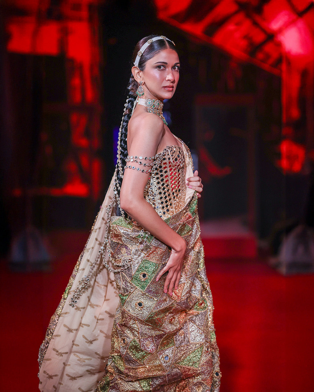 Rangrekha Saree Set
