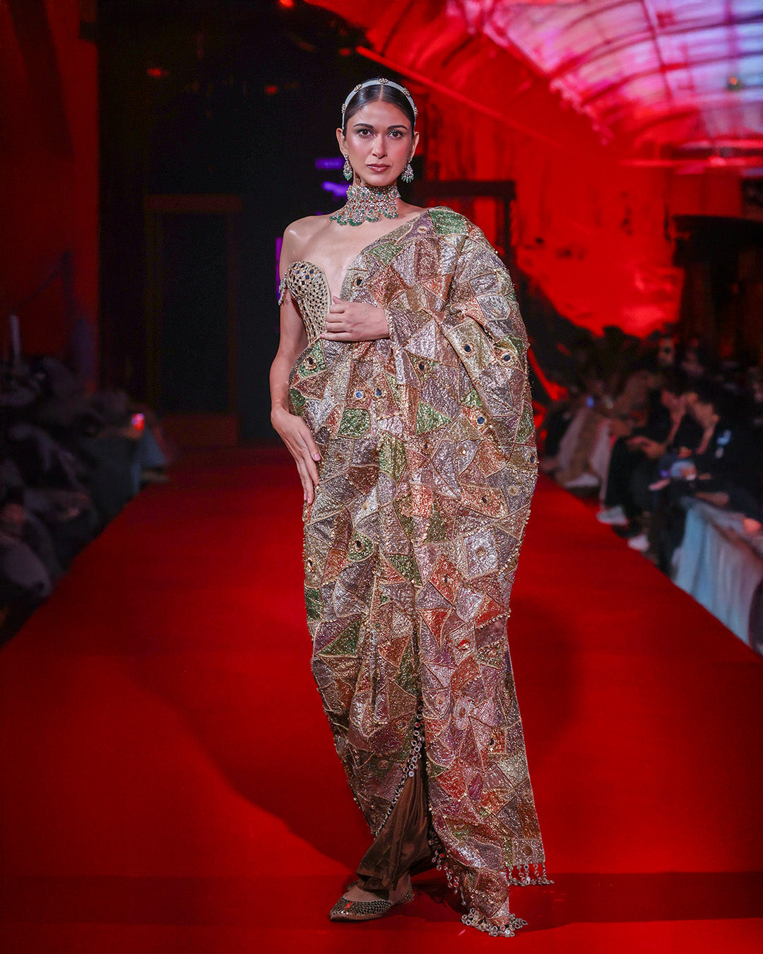 Rangrekha Saree Set