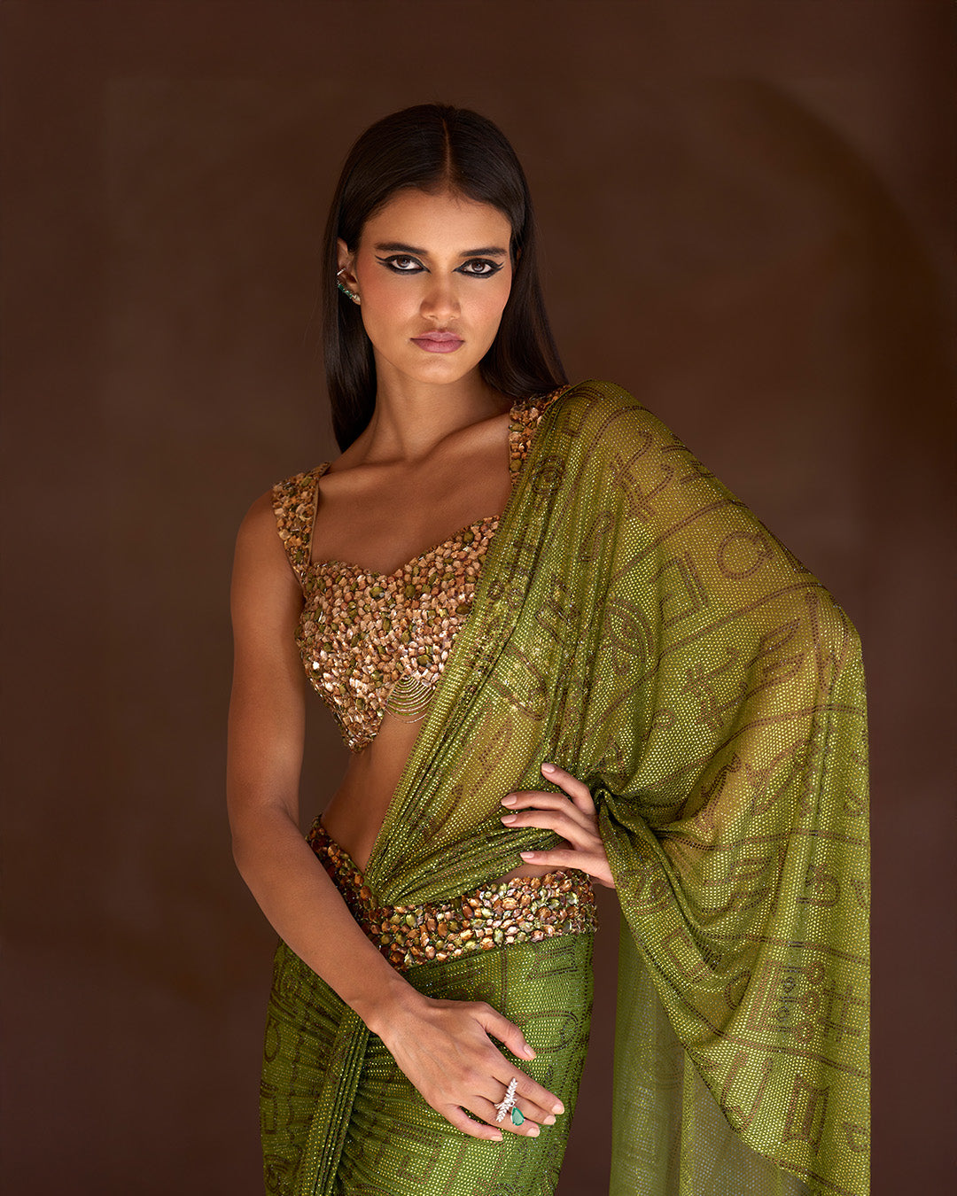 Tiaa Saree Set