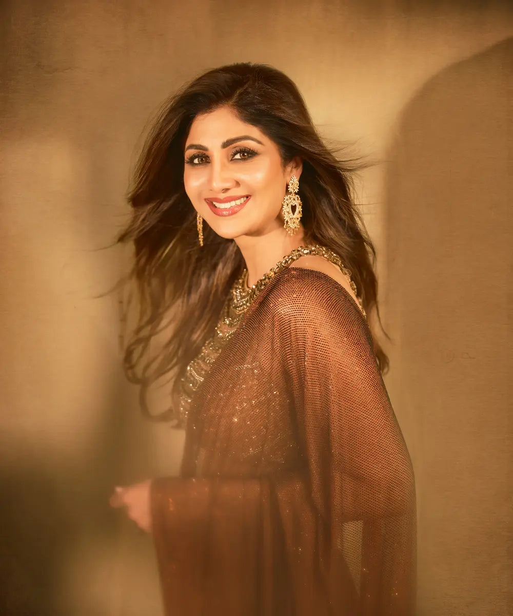 Shilpa shetty in Ember Glow Saree Set