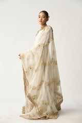 Aarohi Safed Lampi Anarkali Dupatta Set