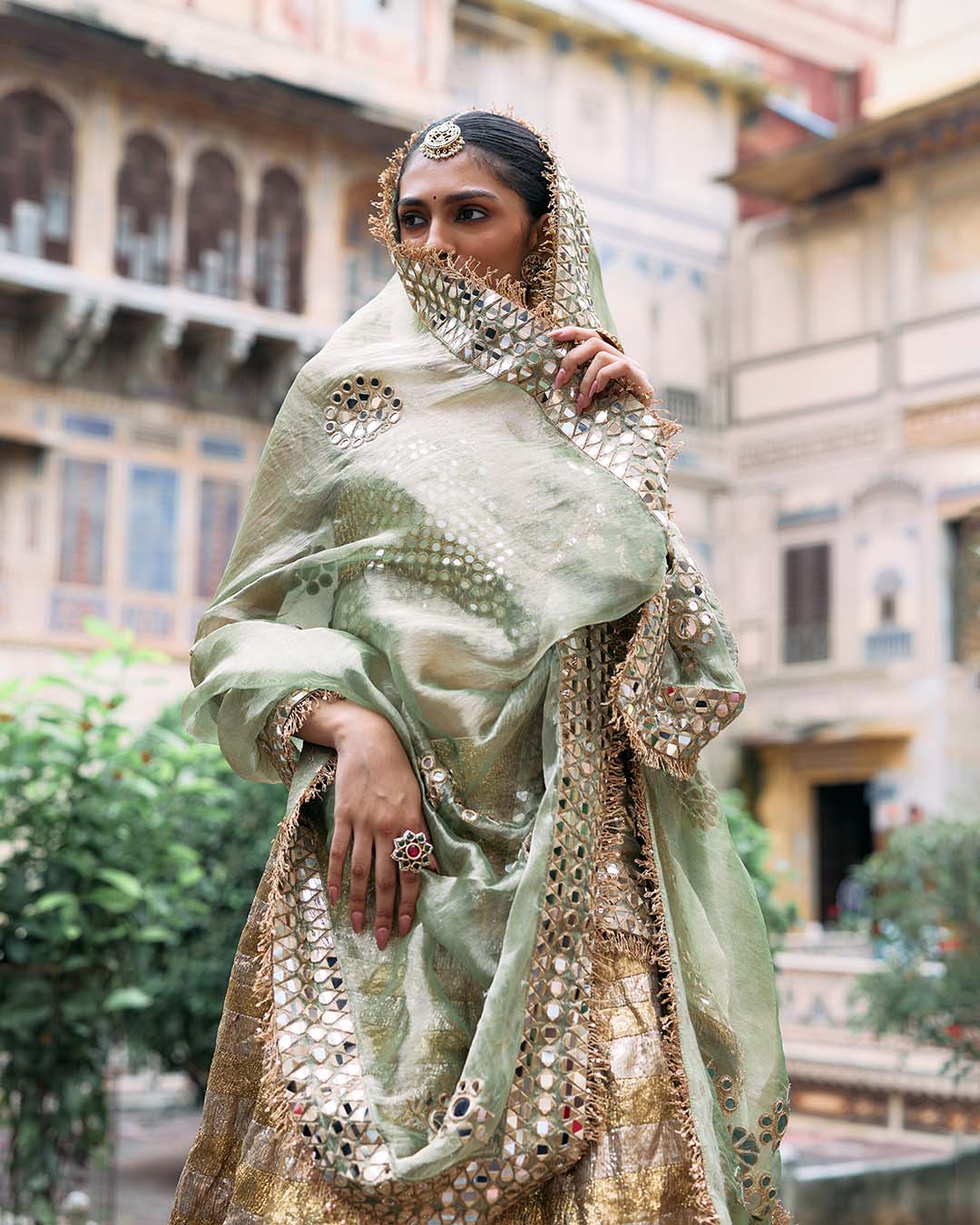 Kiran Sona Chandi Lehenga Set