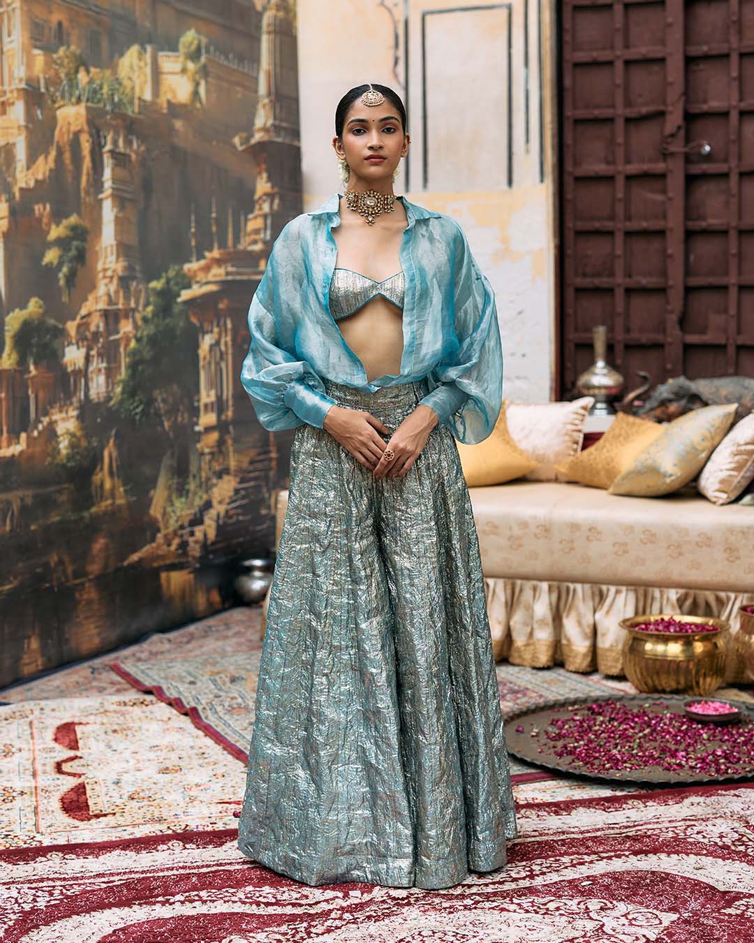 Neelam Sharara Set