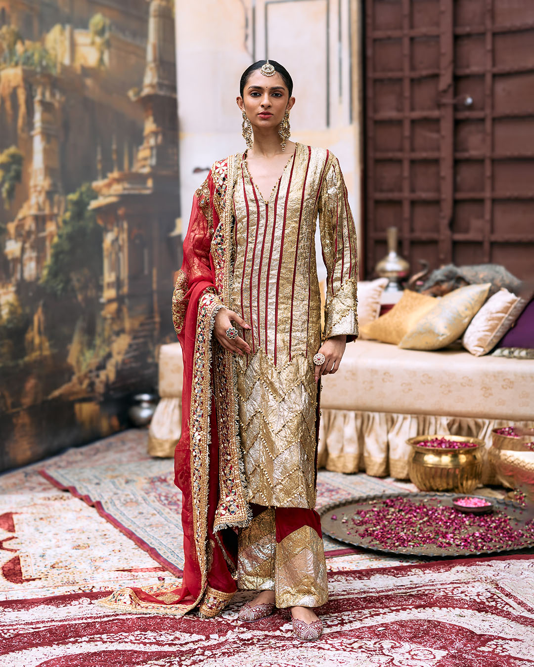 Suvarna Suit