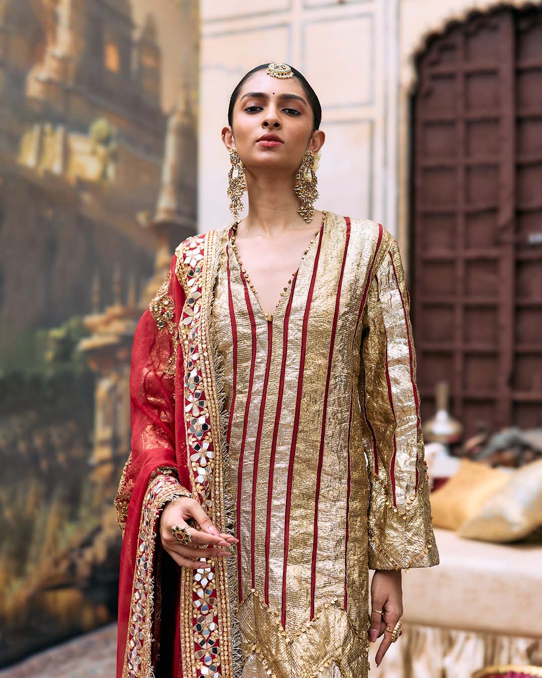 Suvarna Suit