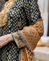 Samidha Suit