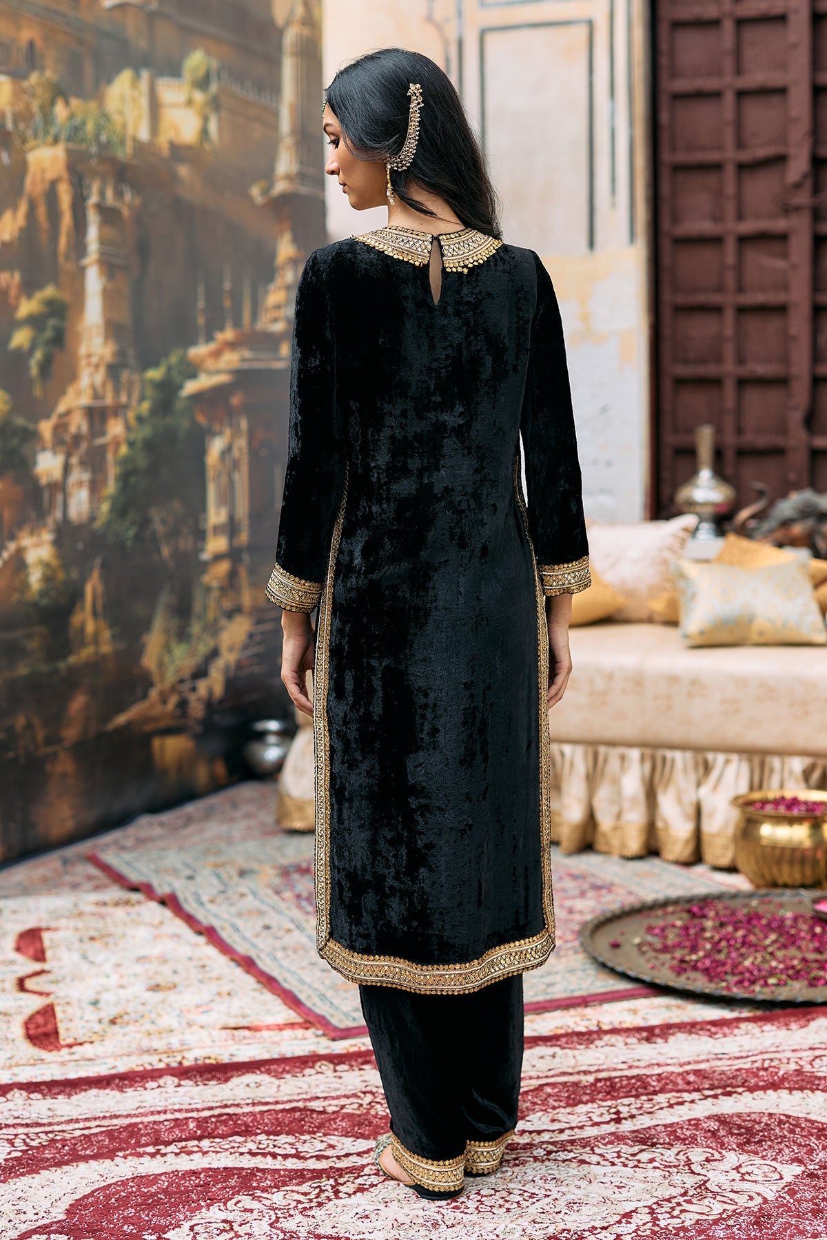 Maharani Suit