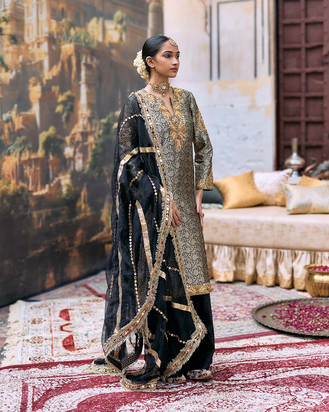 Mrinmayi Suit