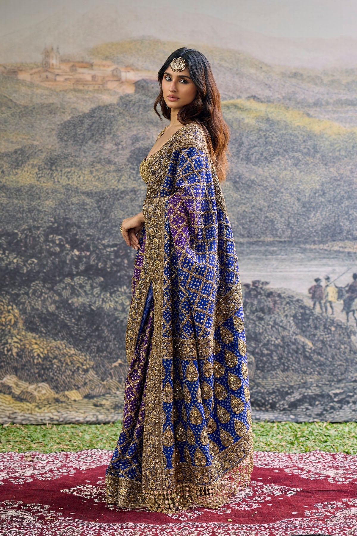 Advay Ombr? Saree Set