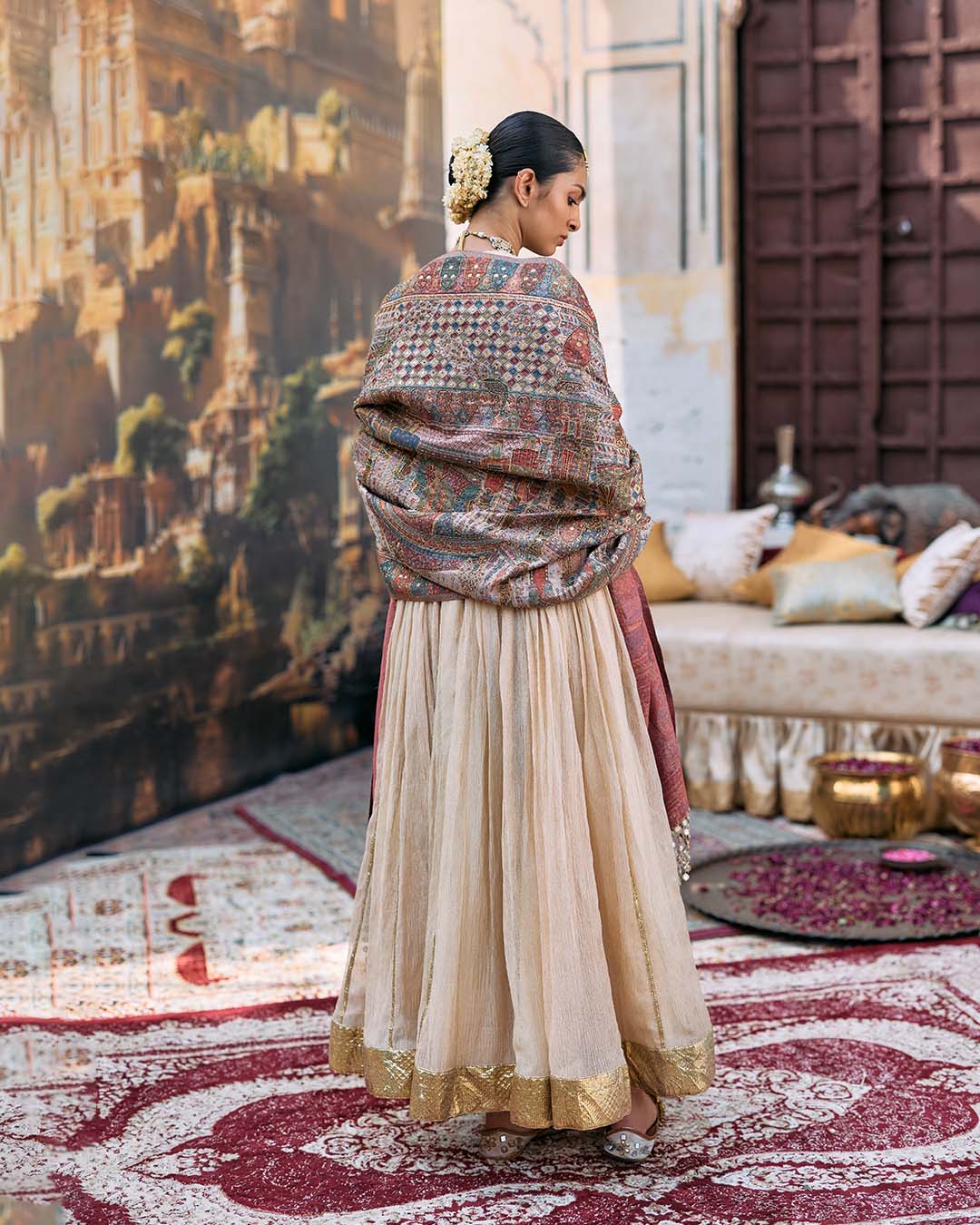 Sharanya Anarkali and Jamawar Shawl Set