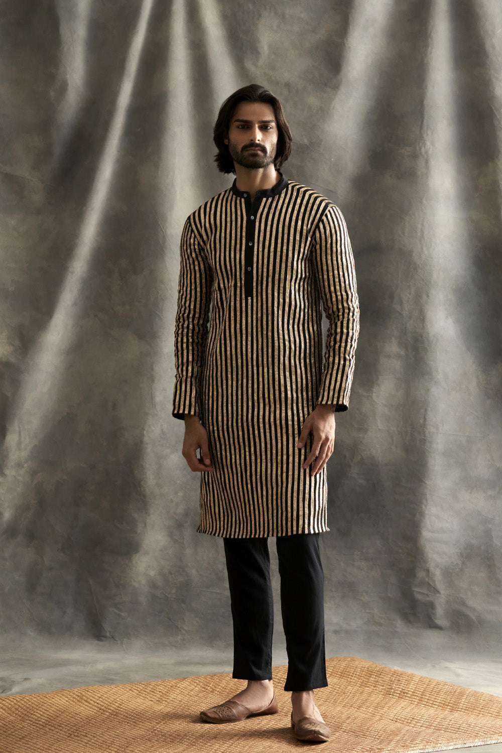 Black Linen Kurta With Handmade Lampi Stripes