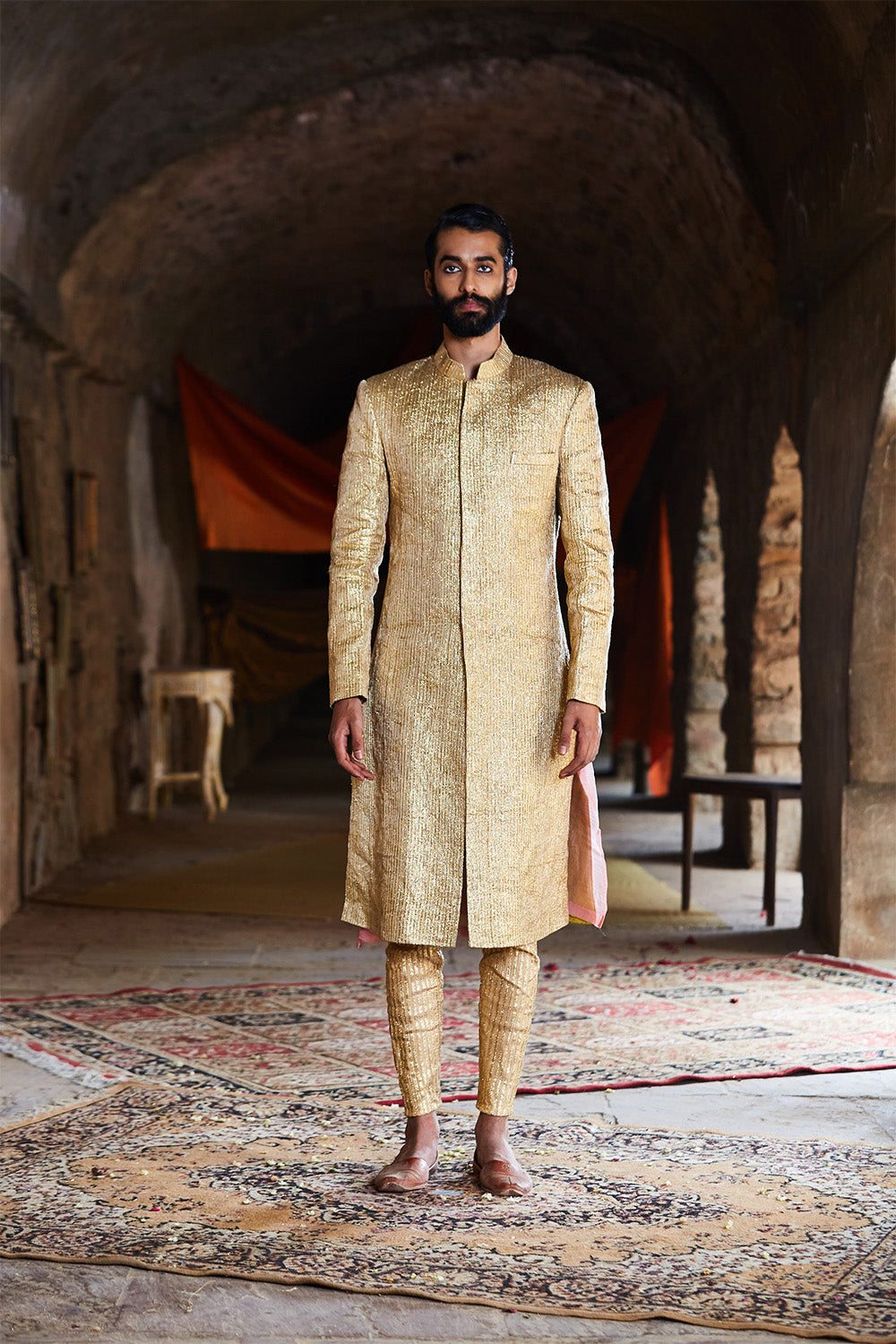 Akbar Sherwani Set