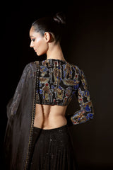 Figurine Flow Lehenga Set