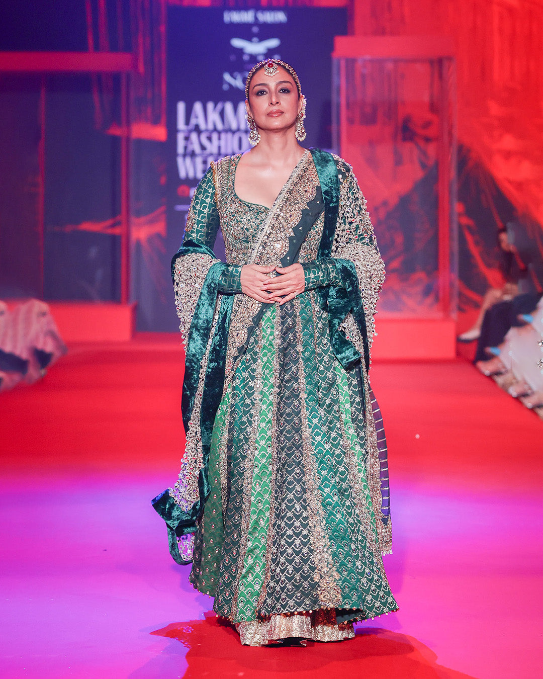 Vaidurya Anarkali Set