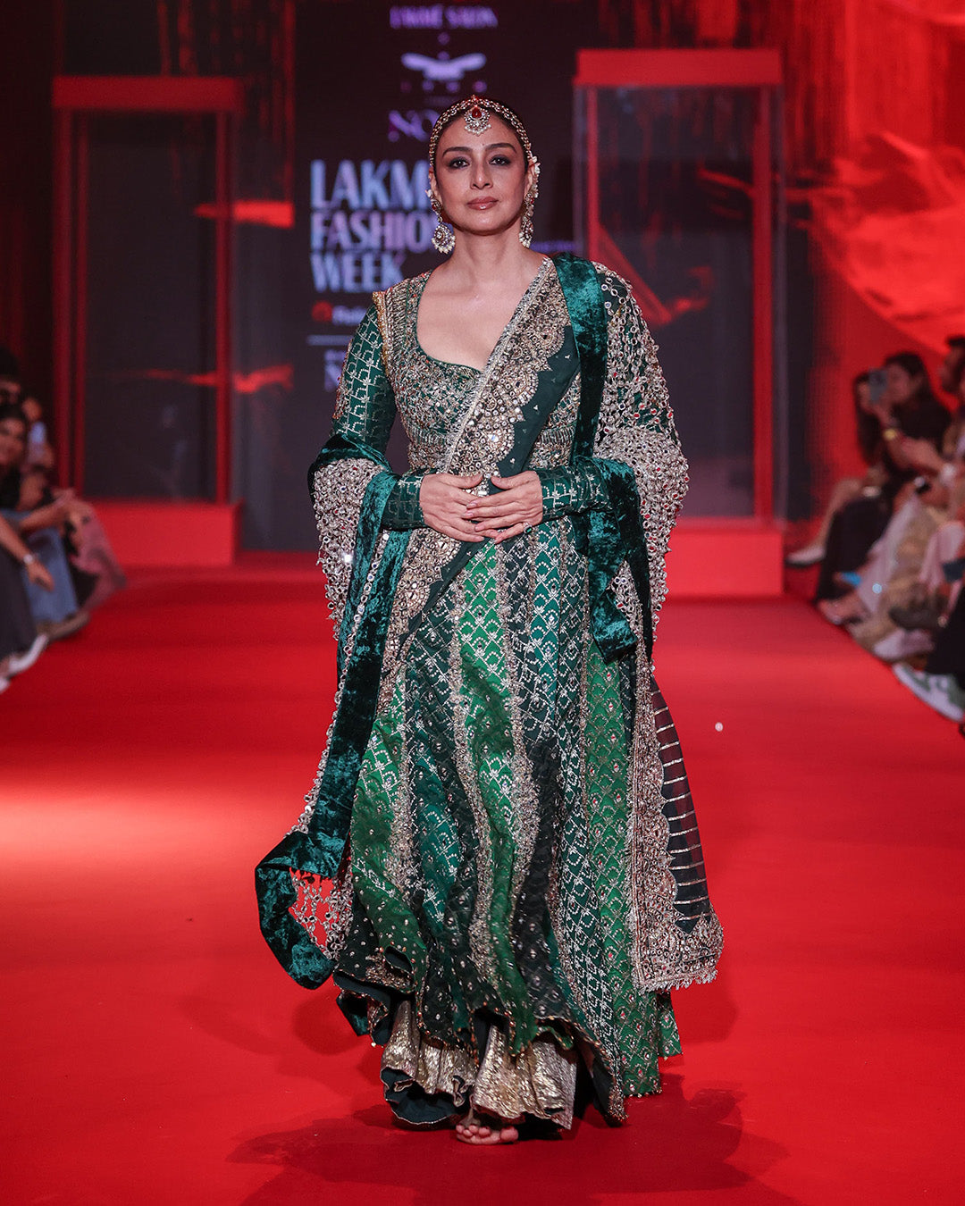 Vaidurya Anarkali Set