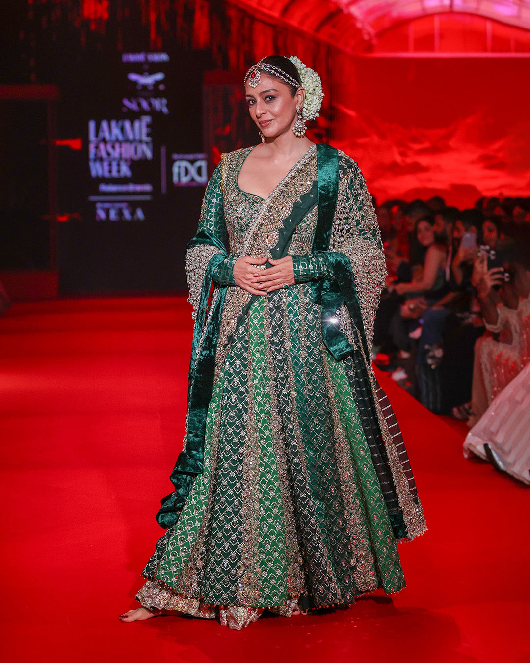 Vaidurya Anarkali Set