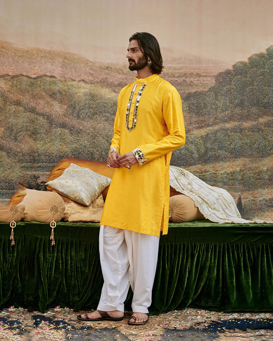 Khayalat-e Kurta Set